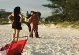 Plajda seks tutuklattı