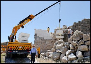 Rhodiapolis te restorasyon çalışmaları sürüyor
