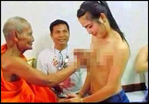 Budist rahibin görüntüleri Tayland ı karıştırdı