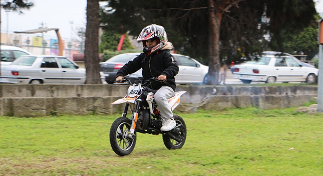 10 yaşındaki Eymen’in hayali motosiklet yarışlarına katılmak