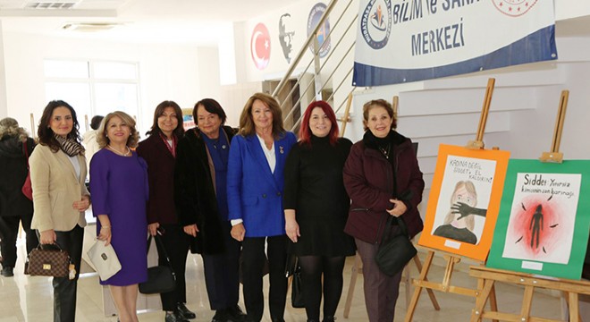 Akdeniz Üniversitesi nde medyanın gücü tartışıldı