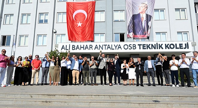 Ali Bahar ın adı, hizmete açtığı teknik koleje verildi