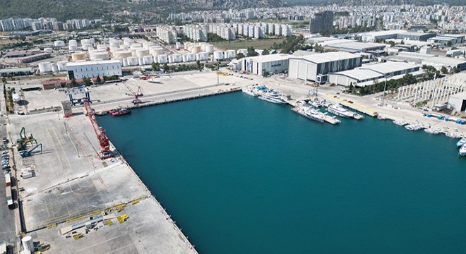 Antalya Serbest Bölgesi ticaret hacmini artırıyor