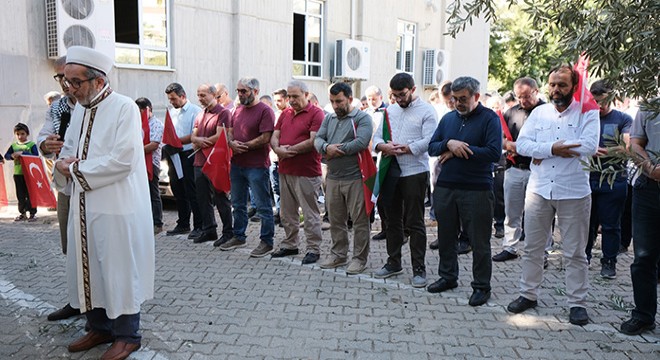 Antalya da şehitler için gıyabi cenaze namazı