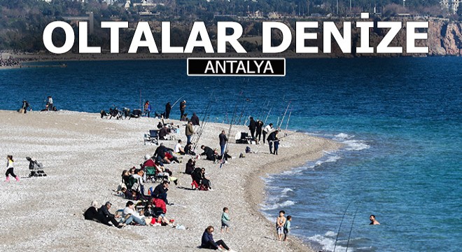 Antalya da sömestir tatili yoğunluğu; Konyaaltı Sahili doldu