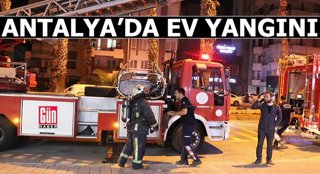 Antalya da tadilat aşamasındaki evde yangın