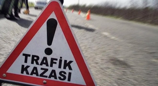 Arızalanan otomobilini iterken hayatını kaybetti