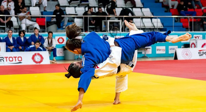 Burdur Belediyespor Kadın Judo Takımı süper ligde