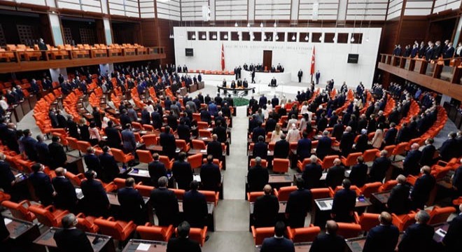 CHP den  yurtlarda ücretsiz yemek  için kanun teklifi