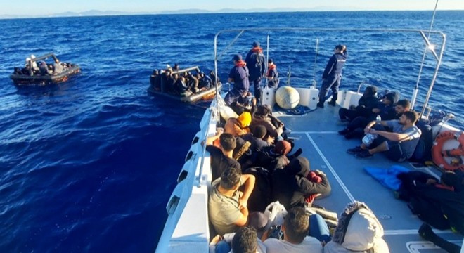 Datça da 64 göçmen kurtarıldı