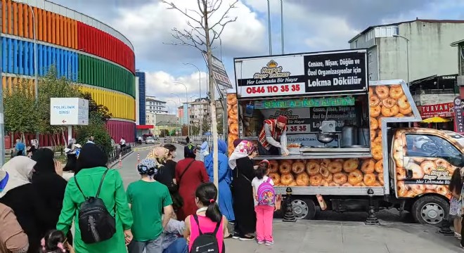 İstanbul’da Lokmacı ve Hayır Lokması Geleneği: Lokma Dökme