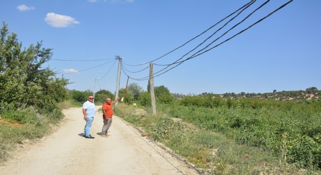 Korkuteli nde tahta direklerde yangın endişesi