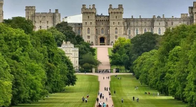 Maskeli hırsızlar Windsor Kalesi’ne girdi