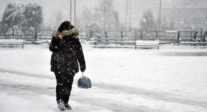 Meteoroloji den  kar  uyarısı