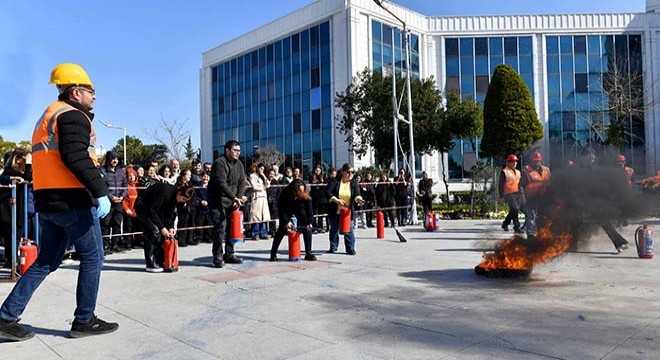 Muratpaşa Belediyesi nde yangın tatbikatı