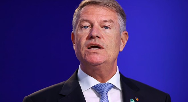 Romanya Cumhurbaşkanı Klaus Iohannis istifa etti