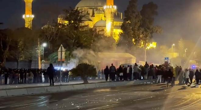 Saraçhane deki protestoculara polis müdahalesi