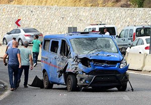 Terör saldırısıyla ilgili davada 5 sanığa tahliye