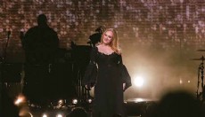 Adele son konserini verdi