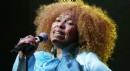 Grammy ödüllü şarkıcı Roberta Flack hayatını kaybetti