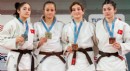 Judoda altın madalya sevinci